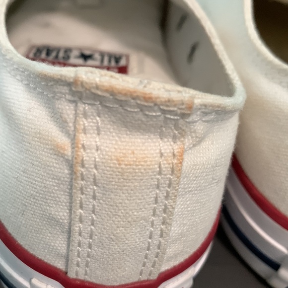 Unisex white converse. Men’s 5/ Women’s 7 - Picture 9 of 10